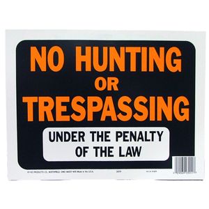 No Hunting or Trespassing Signimage