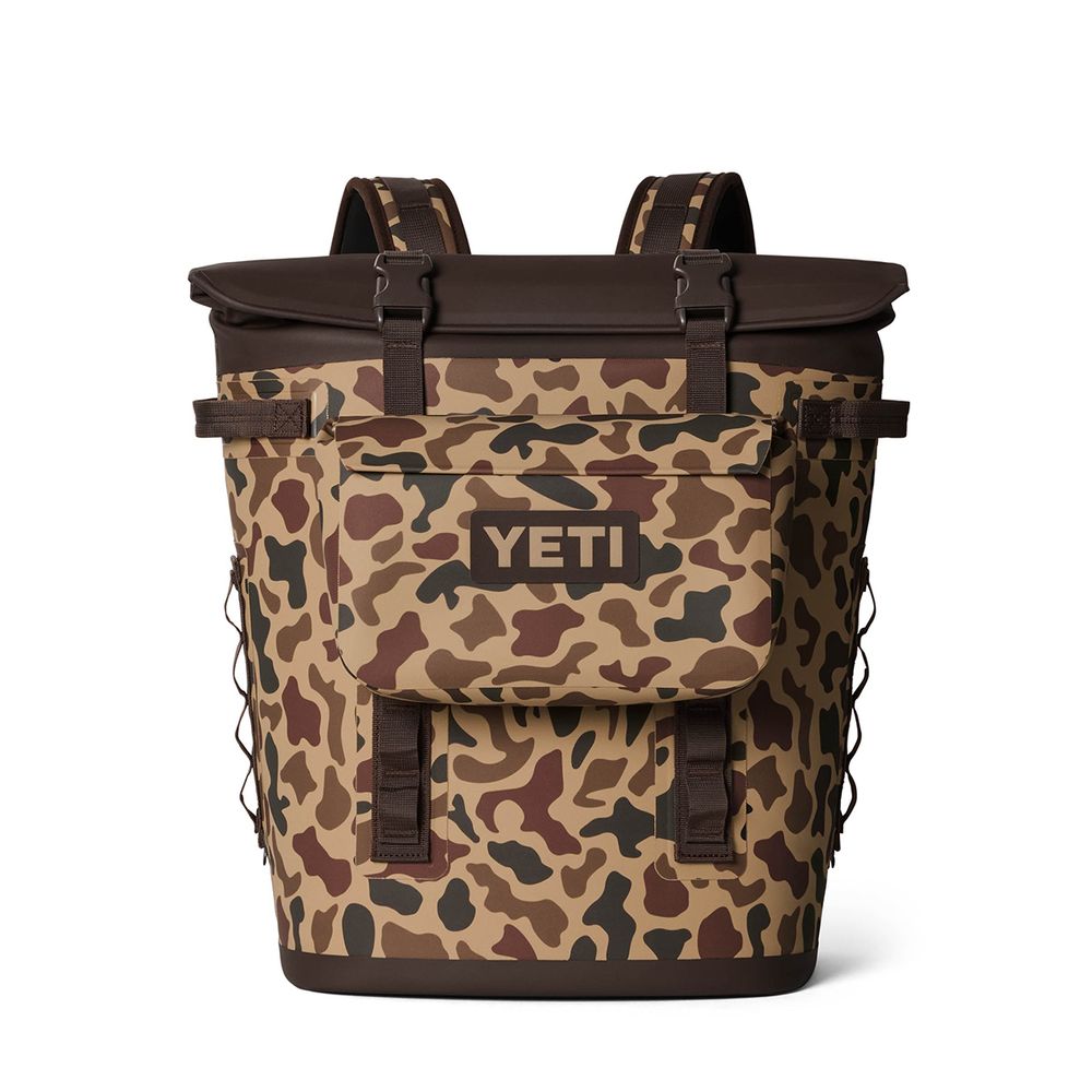 yeti camo bag Hopper Flip Cooler (Wetlands Camo) Not too small YETI Camino 35 Carryall Tote